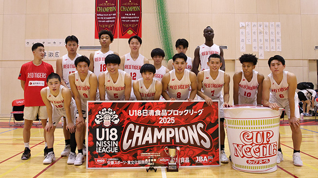 集合写真：開志国際高等学校